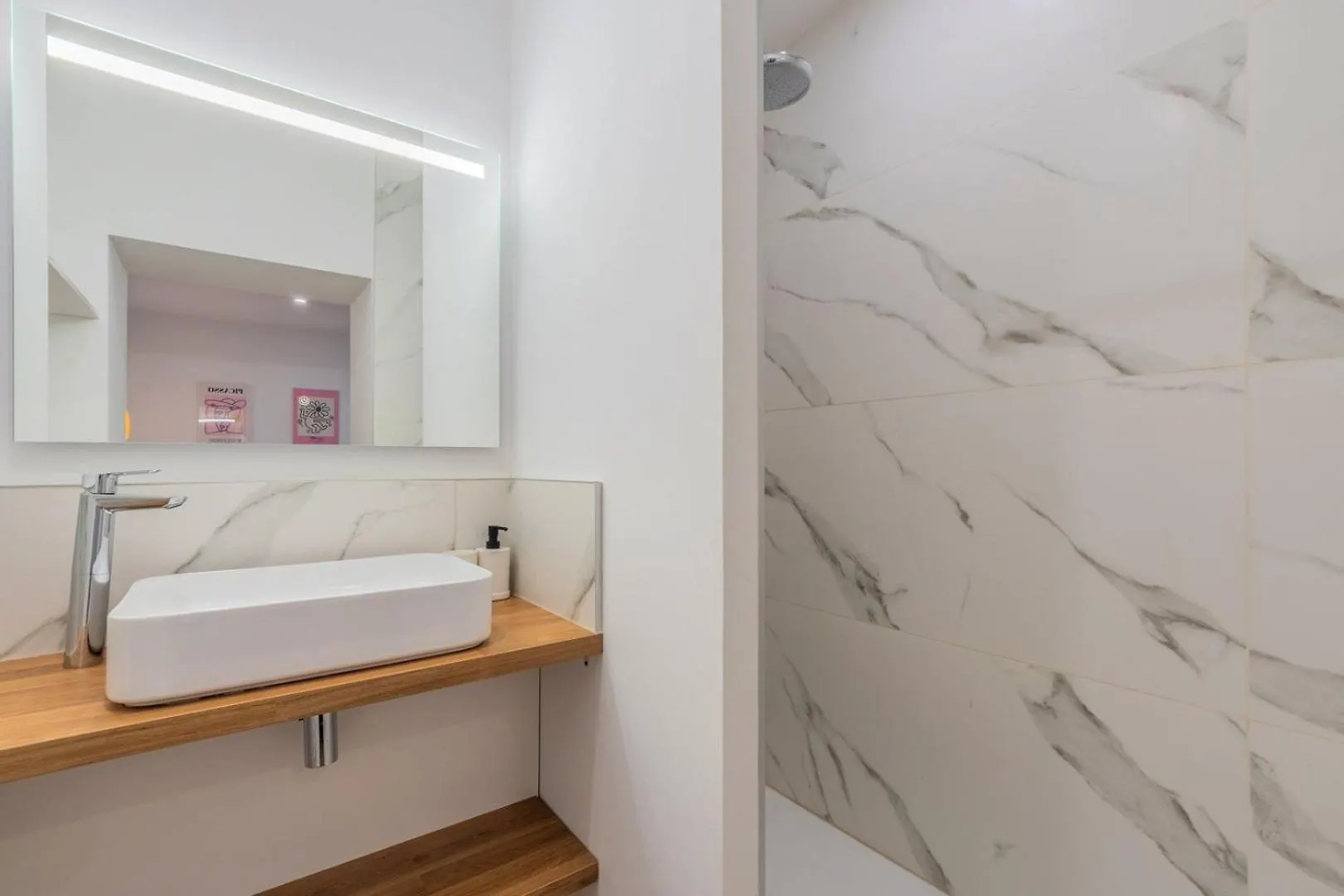 Appartement Une Chambre Avec Parking, Vieux ليل شقة